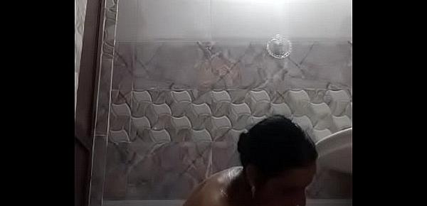  Horny Indian Milf Bathing Selfie video shared with SSX fans